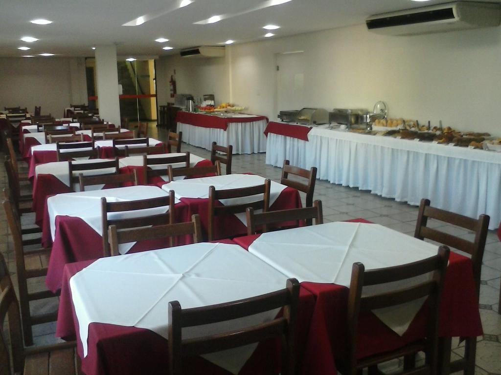 Thanharu Praia Hotel อันเชียตา ภายนอก รูปภาพ